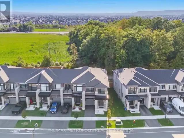 Townhouse for rent in Milton, Ontario