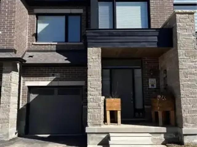 Townhouse for rent in Milton, Ontario