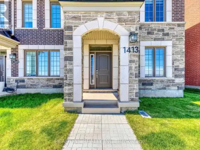 Townhouse for rent in Oakville, Ontario