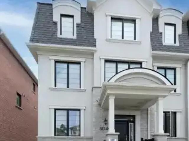Townhouse for rent in Oakville, Ontario