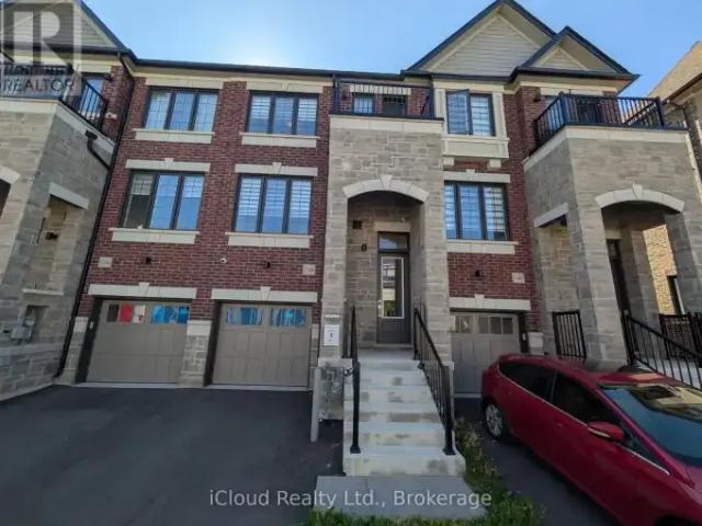 Townhouse for rent in Oakville, Ontario