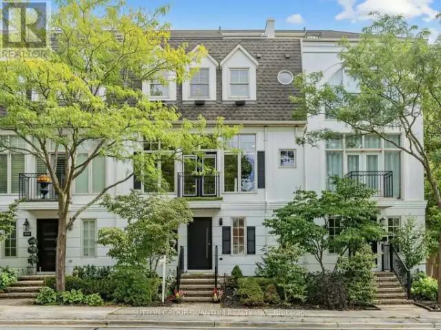 Townhouse for rent in Oakville, Golden Horseshoe