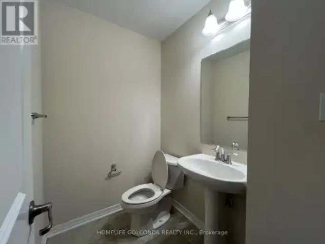 Townhouse for rent in Oakville, Ontario