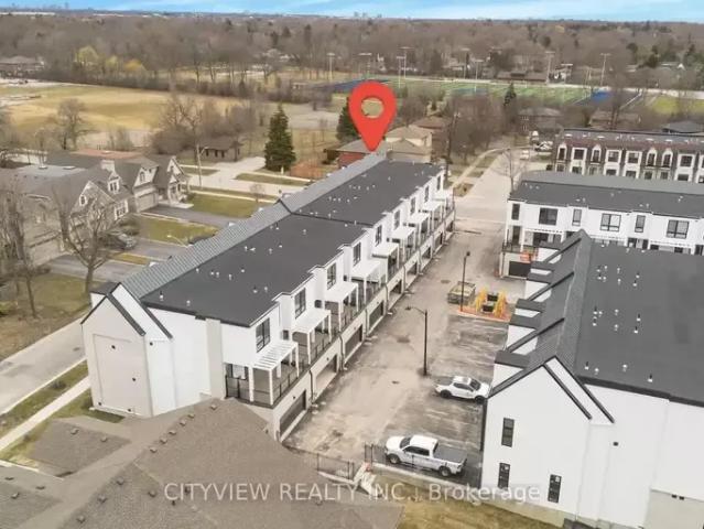 Townhouse for rent in Oakville