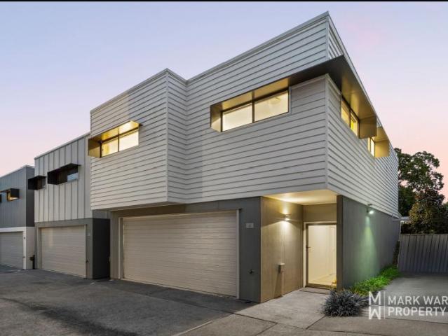 Townhouse for sale in Toombul, Queensland
