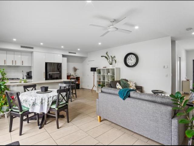 Townhouse for rent in Toombul, Queensland