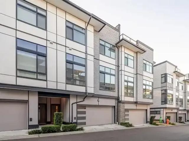 Townhouse for rent in Surrey, British Columbia