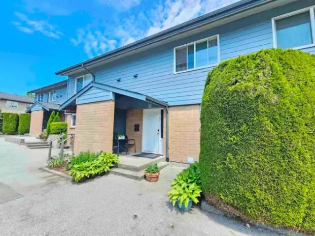 Townhouse for rent in Surrey, British Columbia