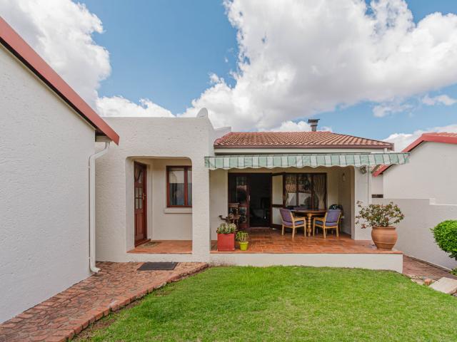 House for rent in Douglasdale, Randburg