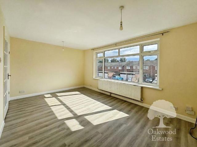 Townhouse for rent in Slough