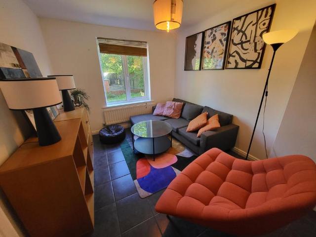 Townhouse for rent in Hulme, Georgia