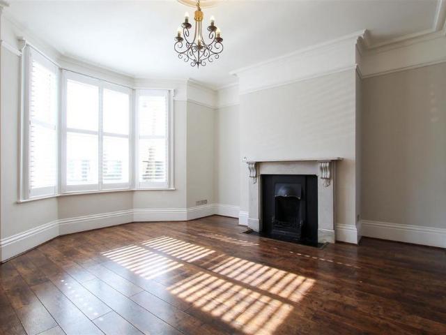 Townhouse for rent in The Kite, Arbury