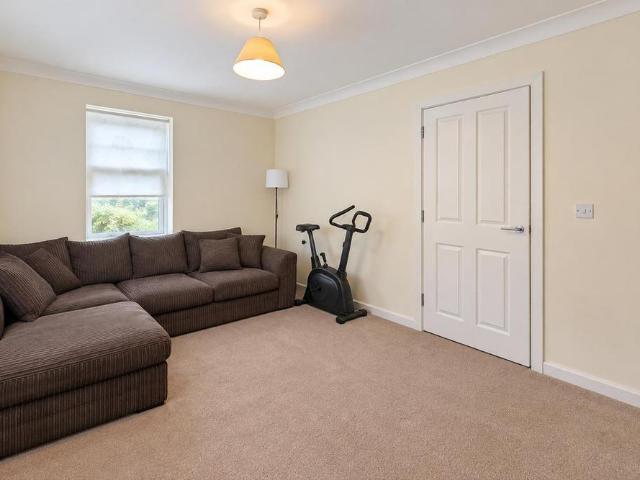 Townhouse for rent in Fordham Heath, Essex