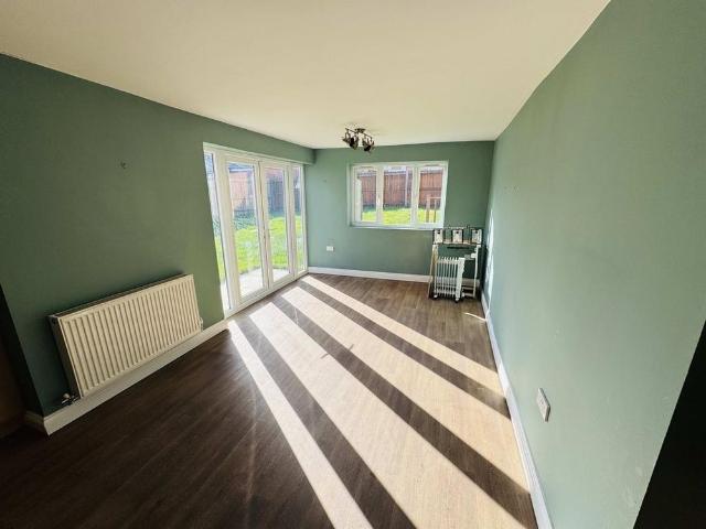 Townhouse for rent in Dalton-le-dale