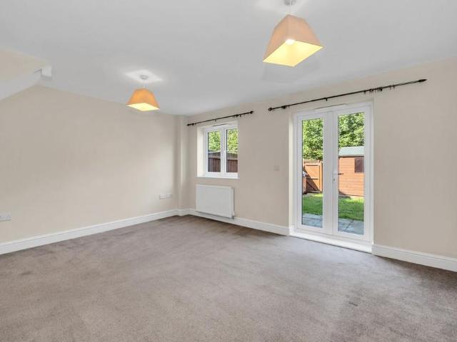 Townhouse for rent in Moreton Hall, Chedburgh