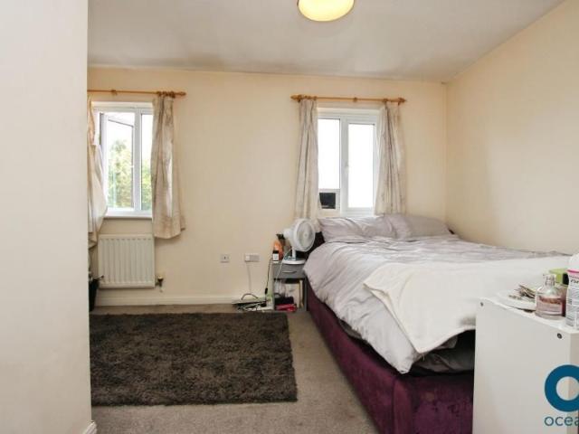 Townhouse for rent in Horfield, Feckenham