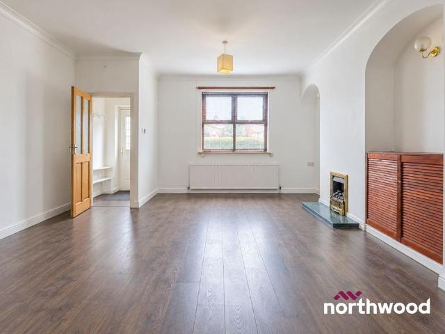 Townhouse for rent in Bollinbrook, Macclesfield
