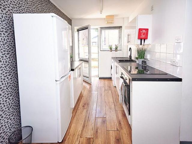 Townhouse for rent in Carrington, City of Nottingham