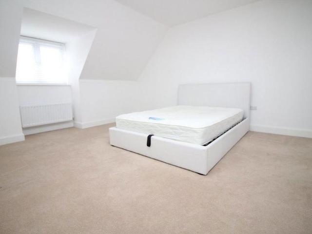 Townhouse for rent in Billinge, St Helens