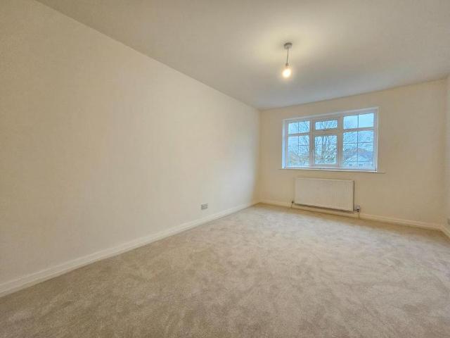 Townhouse for rent in Oldfield Brow, Trafford Park