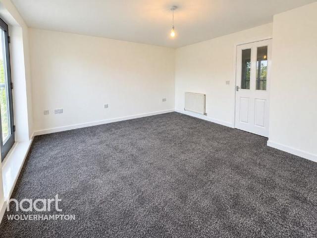 Townhouse for rent in Park Village, Wolverhampton