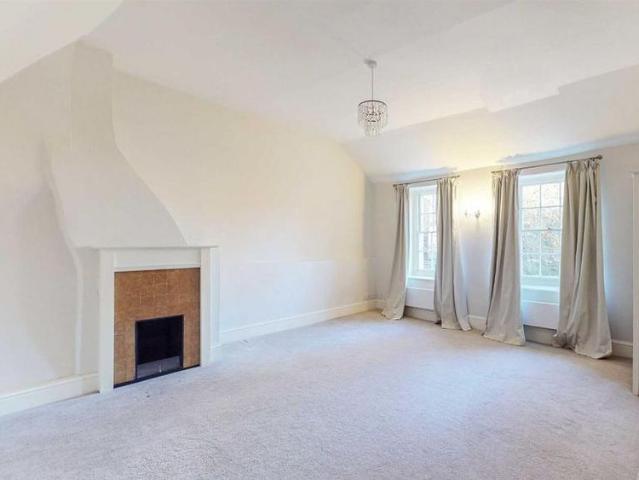 Townhouse for rent in Frankwell