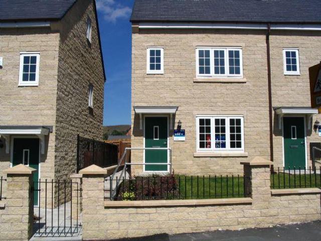 House for rent in Burnedge, Greater Manchester