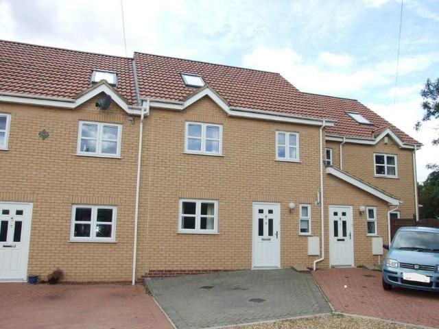 Townhouse for rent in Chatteris, Fenland