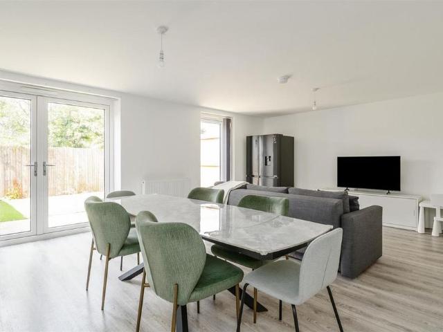 Townhouse for rent in Highgate, West Midlands