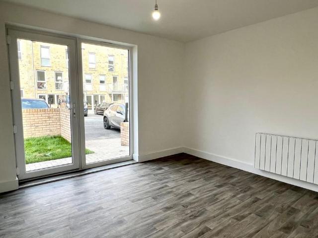 Townhouse for rent in Waverley, South Yorkshire