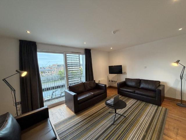 Townhouse for rent in Scotland