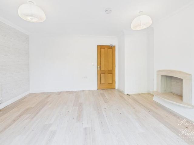 Townhouse for rent in Buckingham, Buckinghamshire
