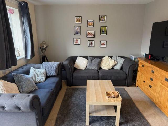 Townhouse for rent in Lawley Furnaces, Dawley