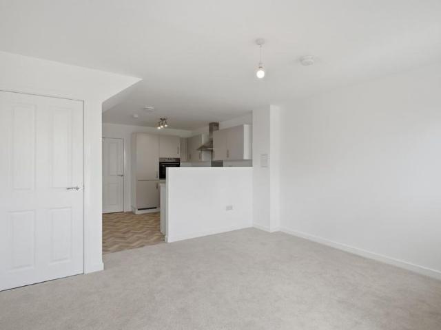 Townhouse for rent in Corstorphine, Scotland