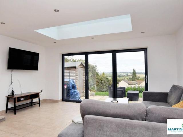 Townhouse for rent in Barton, Leicestershire