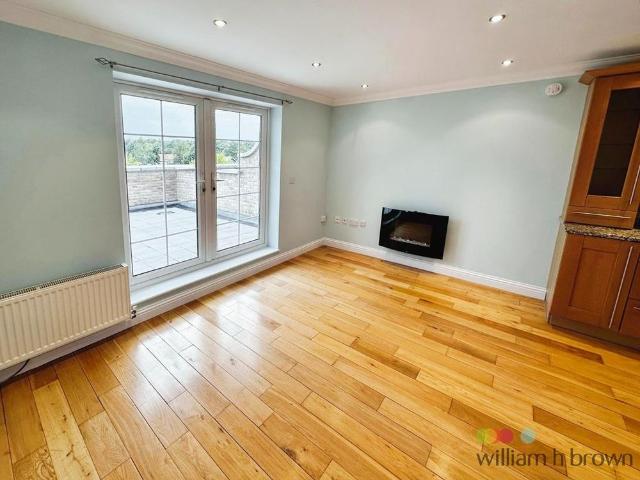Townhouse for rent in New Boultham, Brayford
