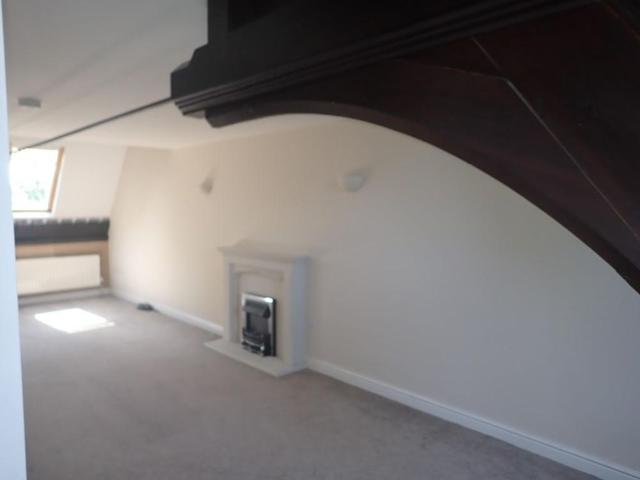 Townhouse for rent in Garlands