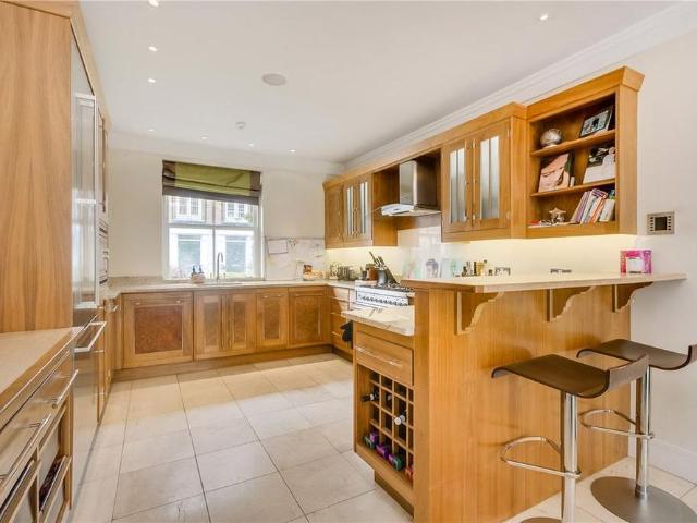 Townhouse for rent in St. John's Wood, Isle Of Man