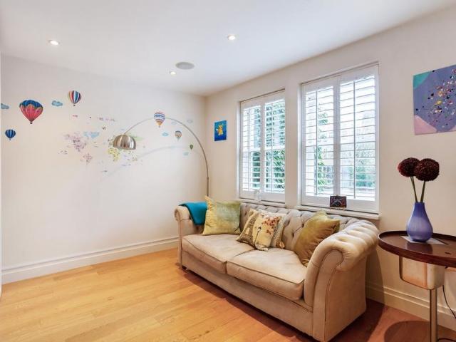 Townhouse for rent in Clewer Village, Windsor