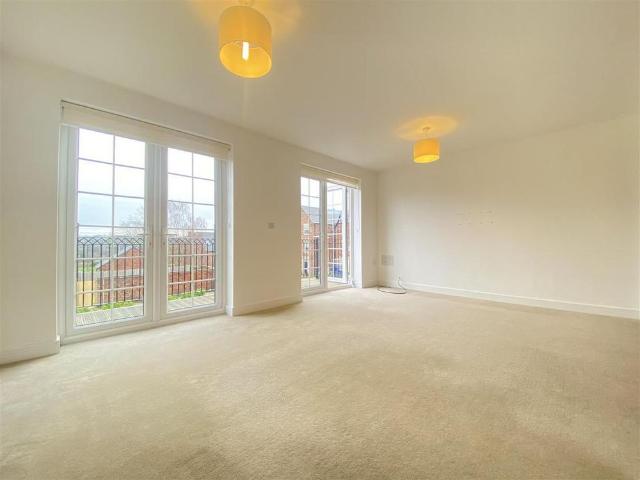 Townhouse for rent in City Centre, Isle Of Man