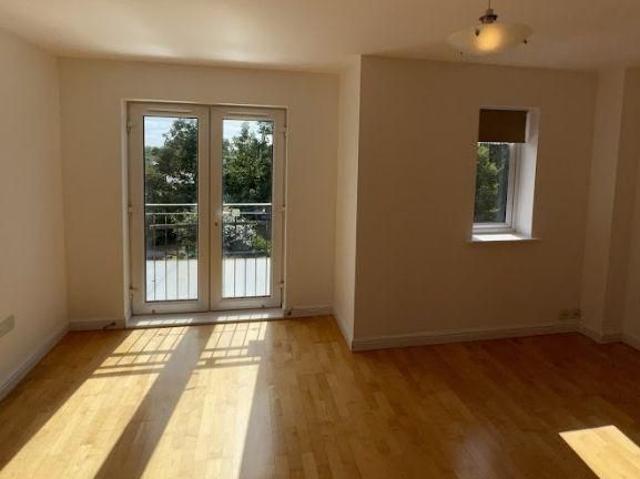 Townhouse for rent in Wales