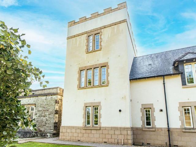 House for rent in Brynsadler, Wales