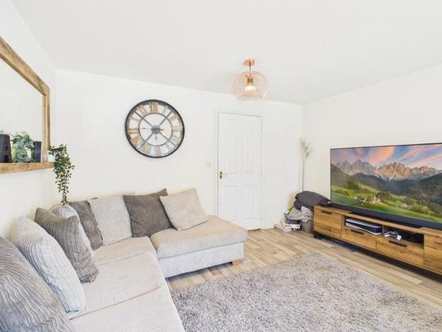 Townhouse for rent in Egginton, East Midlands