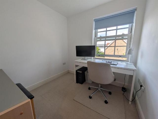 Townhouse for rent in Barway, Cambridgeshire
