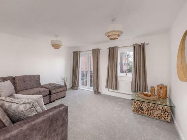 Townhouse for rent in Whickham, Tyne And Wear