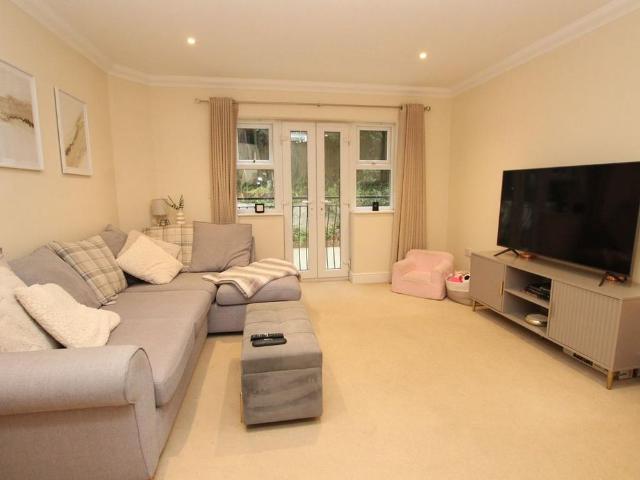 Townhouse for rent in Westbourne, Bournemouth
