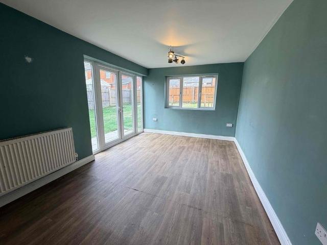 Townhouse for rent in Northlea, Seaham
