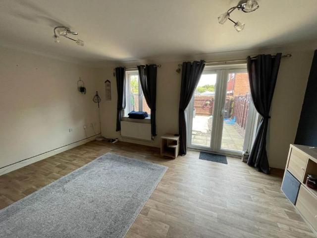 Townhouse for rent in Somerset