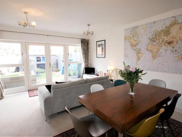 Townhouse for rent in Cholsey Meadows, South Oxfordshire