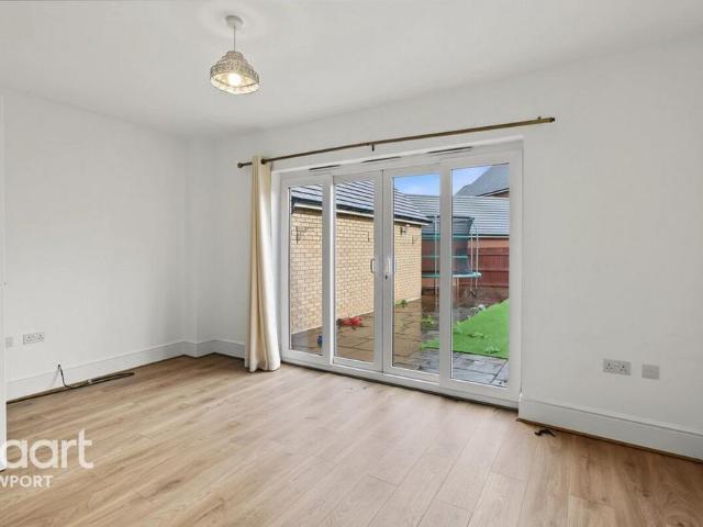 Townhouse for rent in St. Woolos, Newport